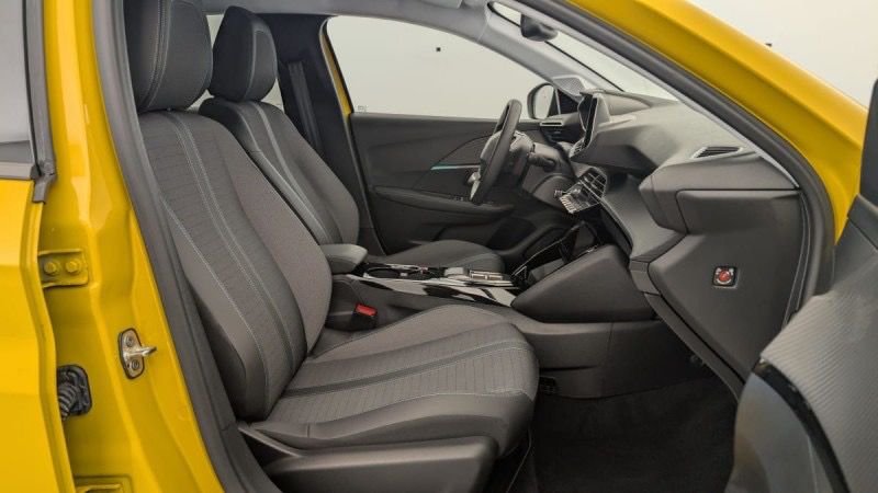 PEUGEOT 208 50 KWH 136CH ALLURE Jaune Faro – Image 6