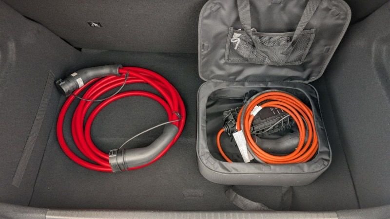 PEUGEOT 208 50 KWH 136CH ALLURE Jaune Faro – Image 12