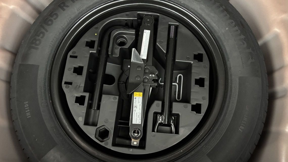 RENAULT Clio Clio SCe 65 Evolution 5p Orange – Image 6