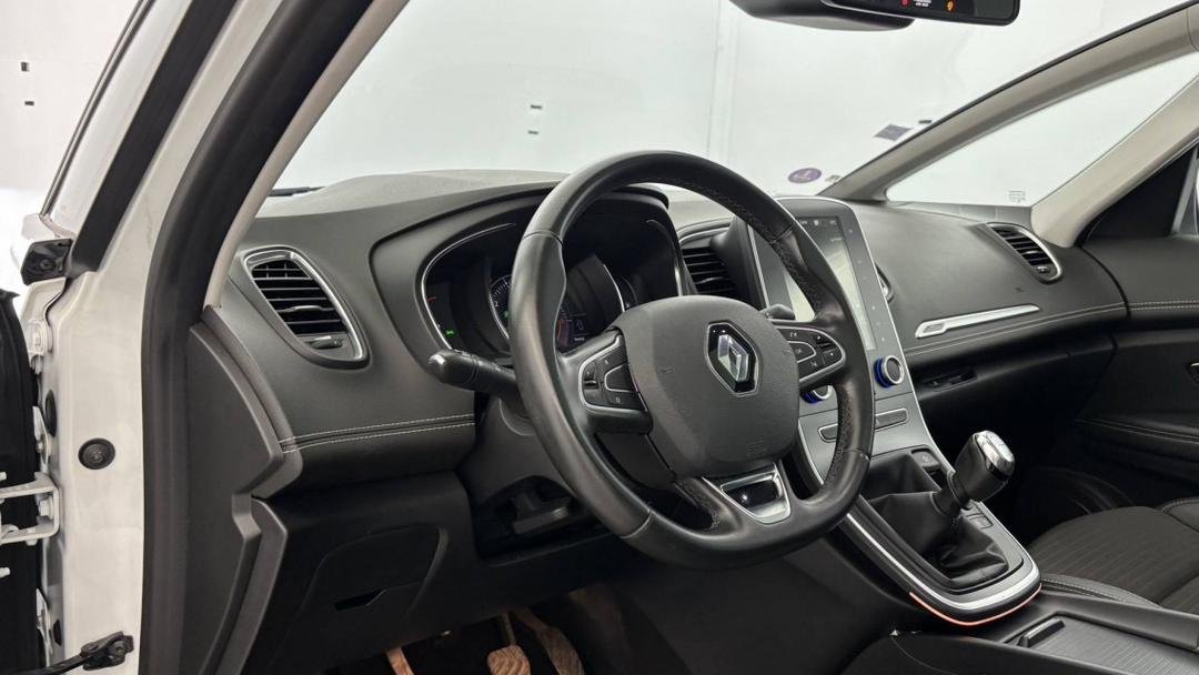 RENAULT Scenic TCe 130 Energy Intens 5p Blanc – Image 7