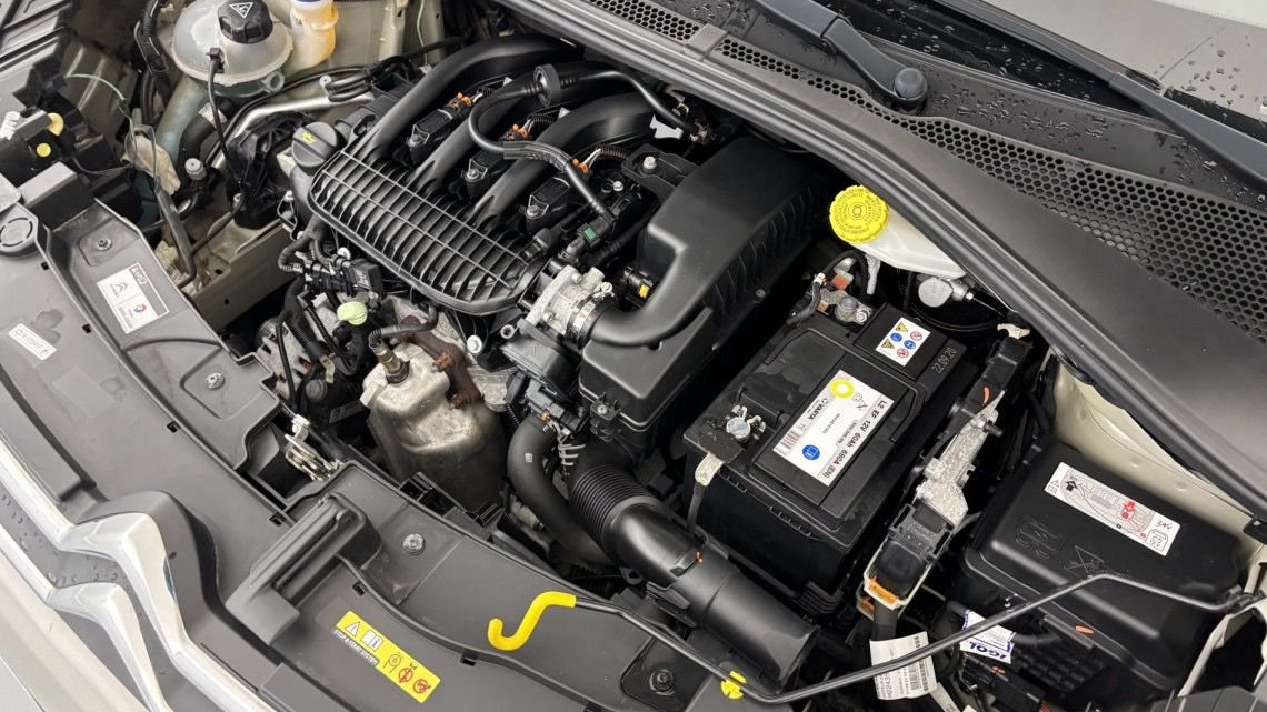 CITROEN C3 PureTech 83 S&S BVM5 Feel Pack 5p Beige – Image 11