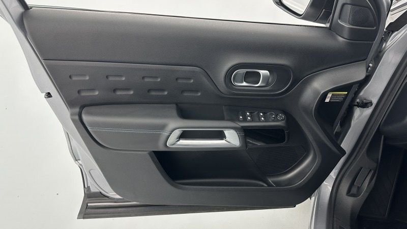 CITROEN Berlingo TAILLE XL 950KG BLUEHDI 130 S S EAT8 Noir Perla Nera – Image 6