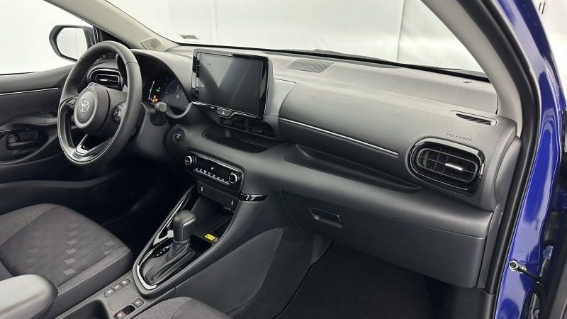 TOYOTA Yaris Hybride 116h Design e-CVT Bleu nievre – Image 5