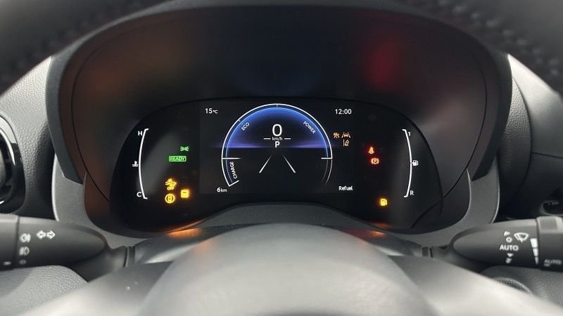 TOYOTA Yaris Hybride 116h Design e-CVT Bleu nievre – Image 13