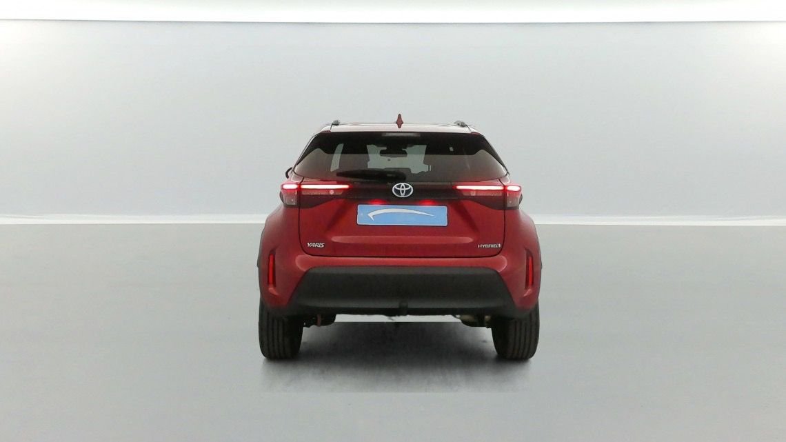 TOYOTA Yaris Cross 116h 2WD Design 5p Rouge – Image 18