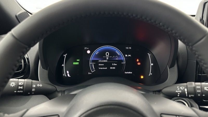 TOYOTA Yaris Cross Yaris cross 1.5 Hybride 130h Design e-CVT Blanc lunaire nacré – Image 11