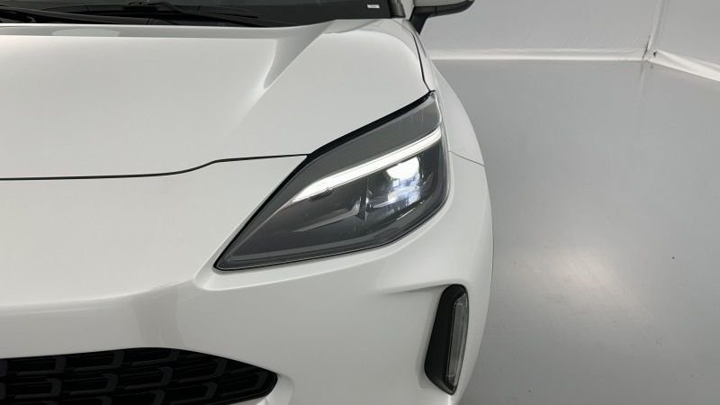 TOYOTA Yaris Cross Yaris cross 1.5 Hybride 130h Design e-CVT Blanc lunaire nacré – Image 5