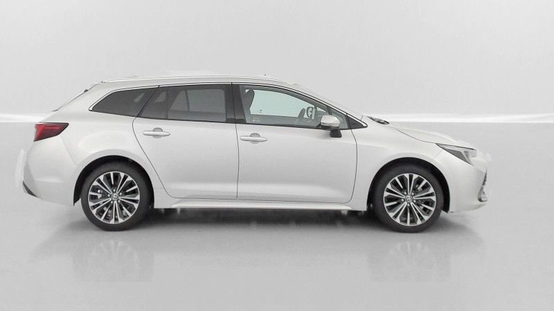 TOYOTA Corolla Touring Spt Corolla touring sports X 1.8 Hybrid 140ch Design (Team Player) Shimmeringsilver