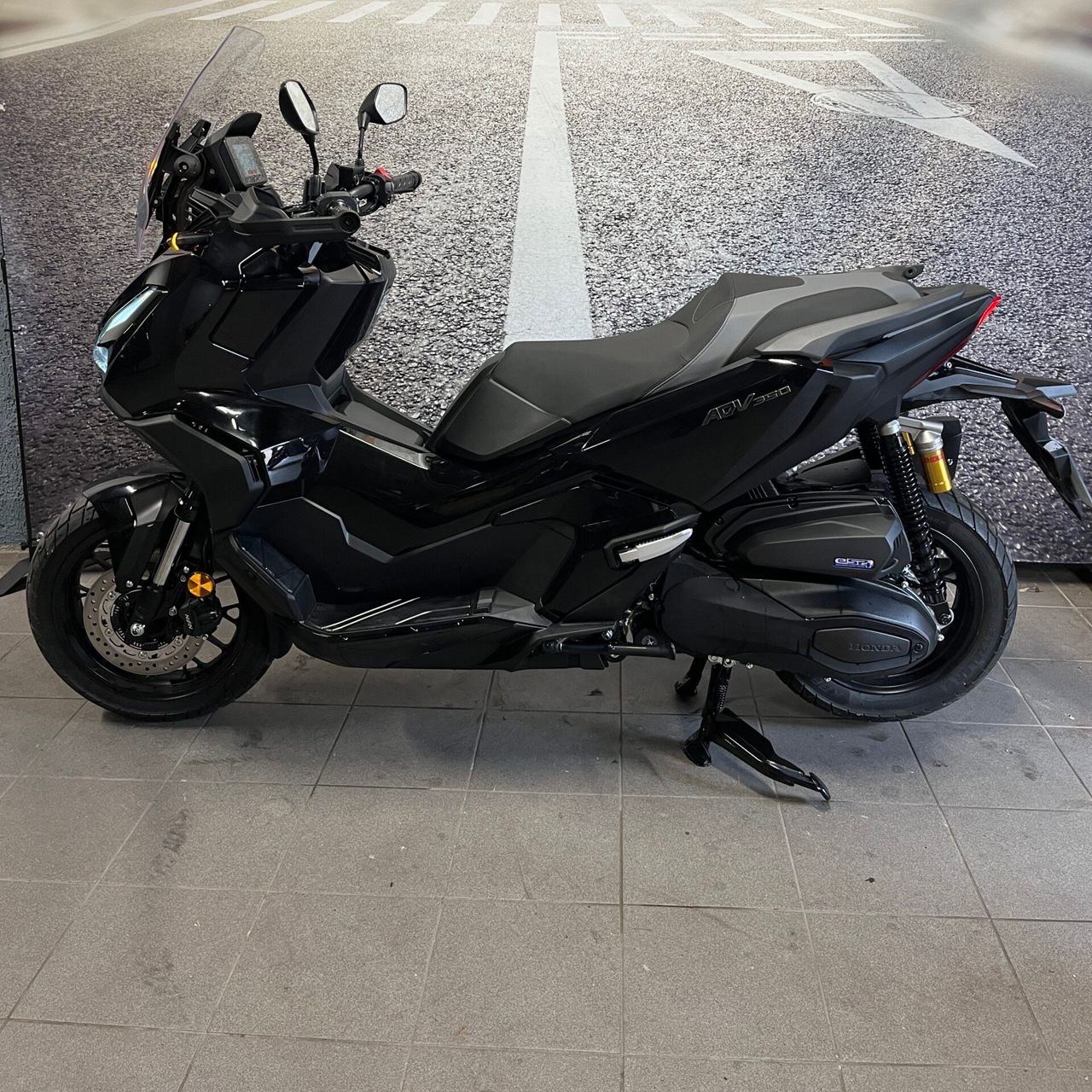 HONDA ADV350 – Image 2