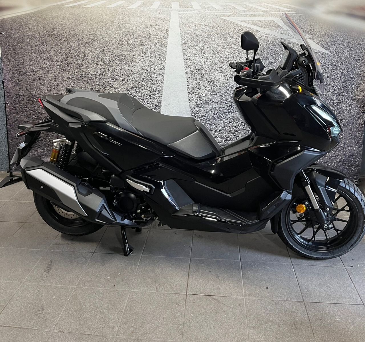 HONDA ADV350 – Image 3